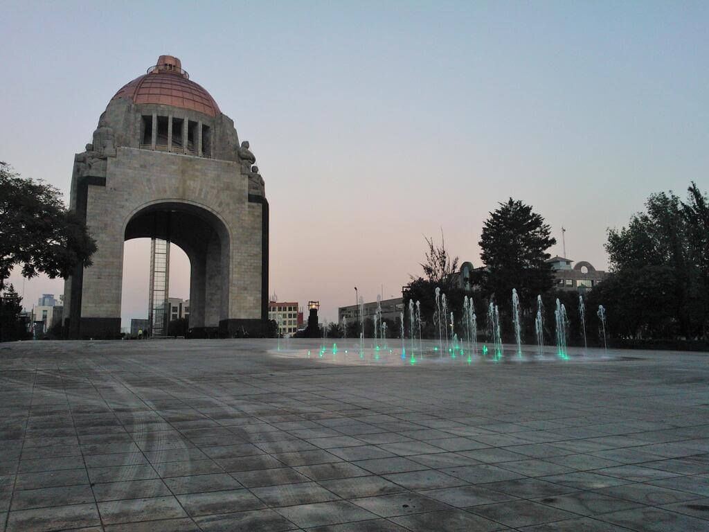 monumento