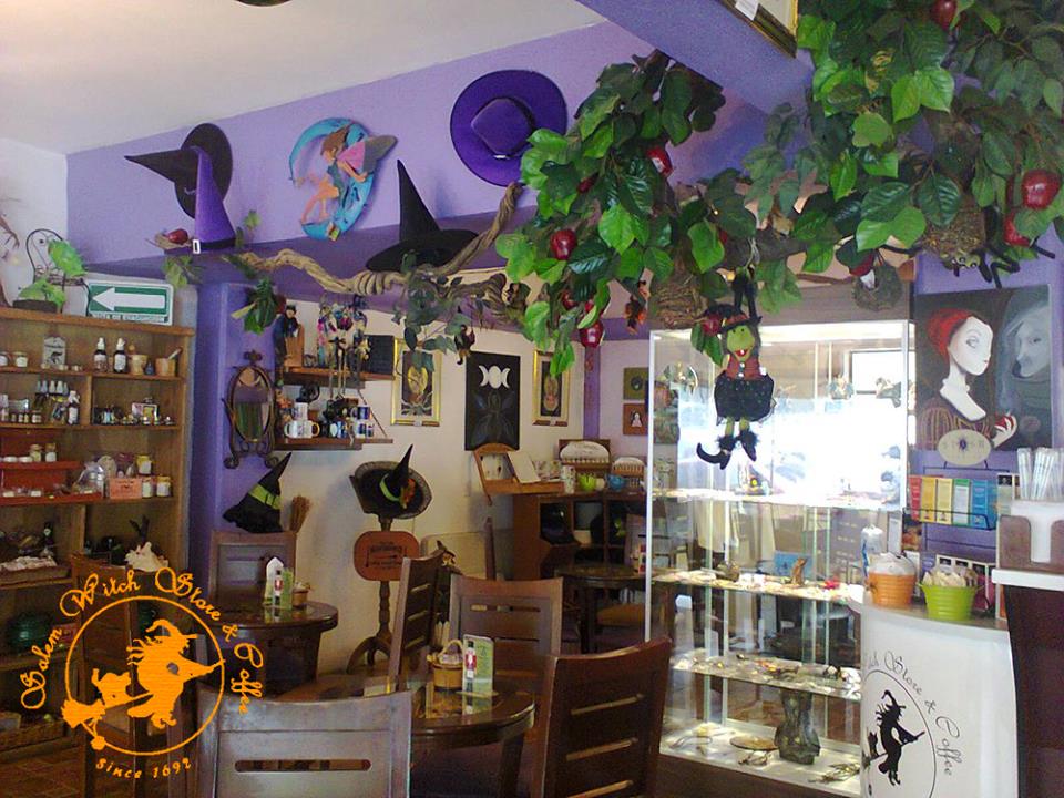 salem-witches-store-and-coffee