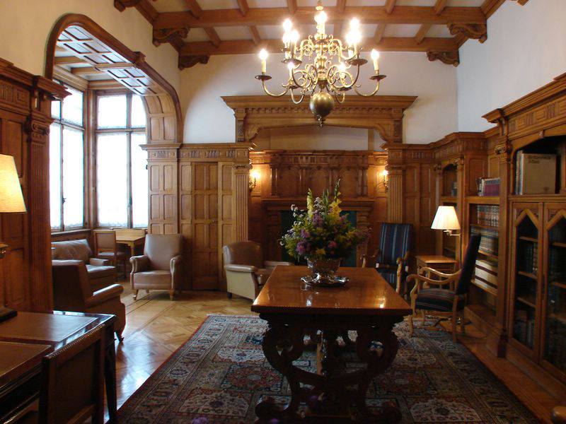 university club