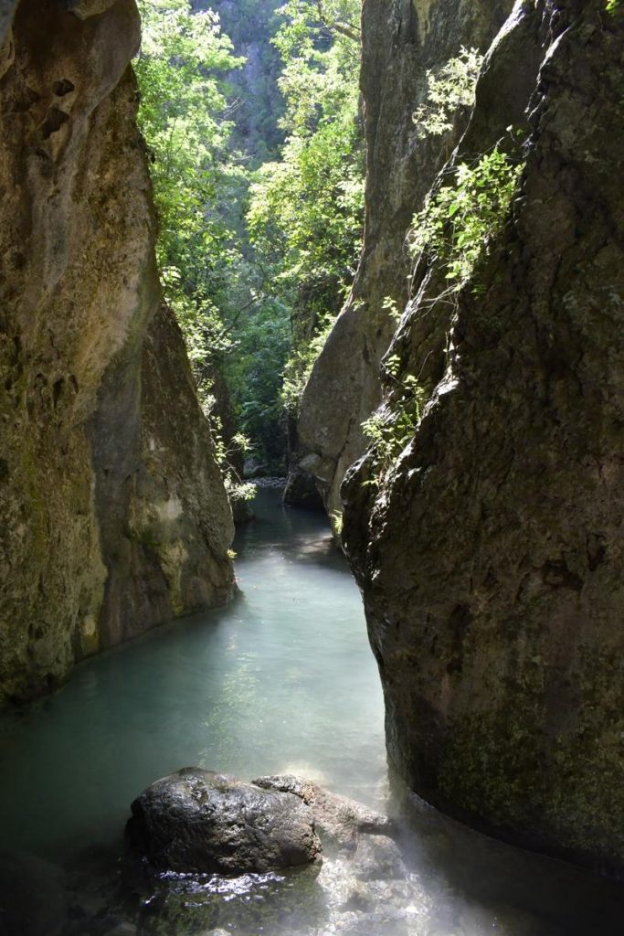 cerro-agujerado