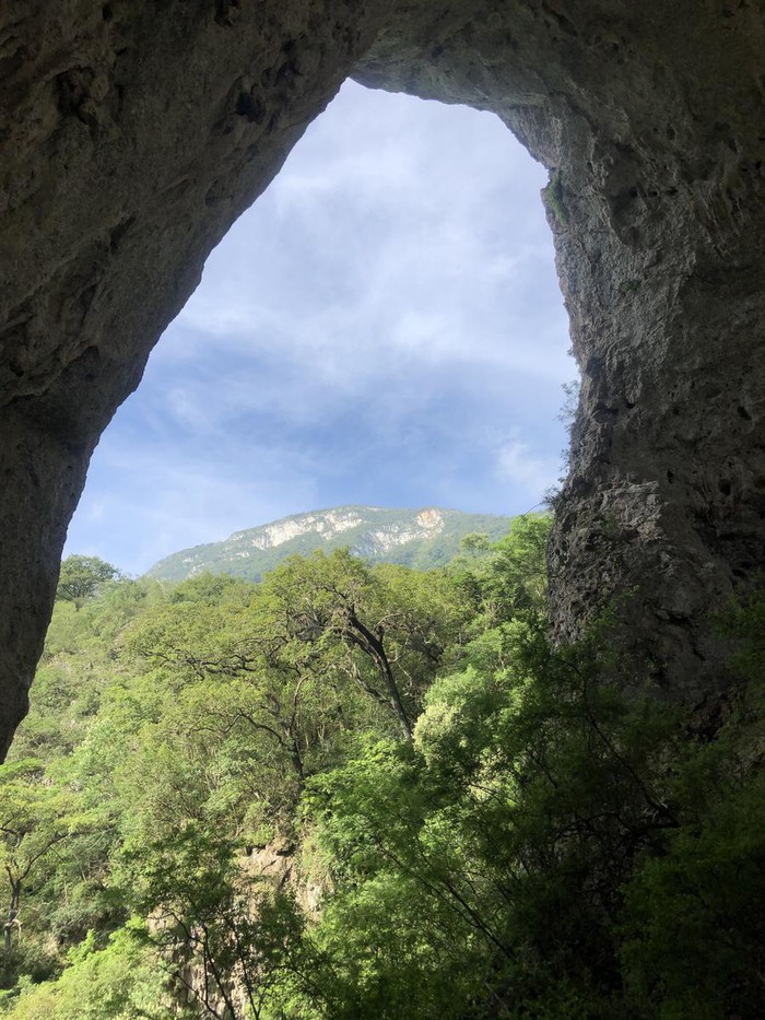 cerro-agujerado