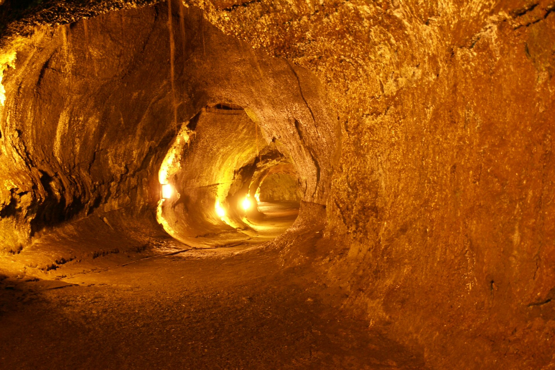 Las cavernas de las Lomas que exhiben arte actual