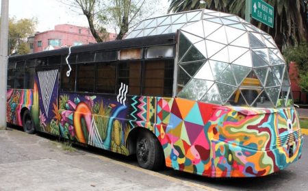 Ovnibus Roma, la mediateca pública más ingeniosa de la Ciudad de México