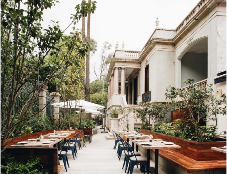 Madre Café, un estilo clásico fusionado con un delicado tono moderno en la Roma