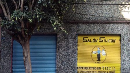 Salón Silicón es una galería en la Escandón que brinda acceso al arte emergente