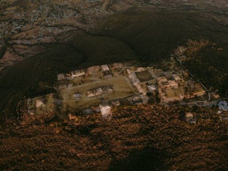 ¿Cómo se prepara un sitio arqueológico para ser estudiado?