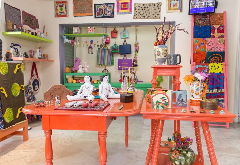 Tamarindo Guayaba, una tienda vintage de artesanías y arte de ediciones limitadas