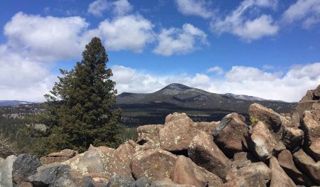 Las extrañas e históricas rocas del Cerro de las Campanas