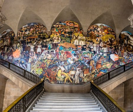 Diego Rivera y sus murales del Palacio Nacional: epopeya del pueblo mexicano