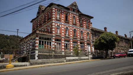 Casino Cosmopolita en San Rafael, la majestuosidad de un edificio abandonado