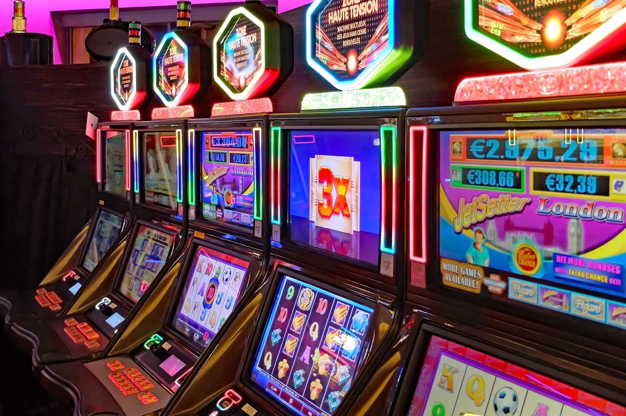 ¿Cómo utilizan los casinos las tiradas gratuitas para atraer a nuevos jugadores?