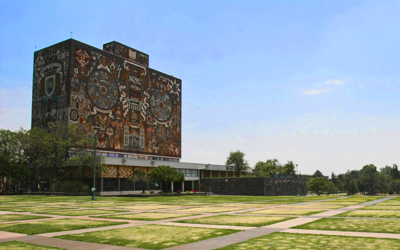 La Facultad de Química de la UNAM hoy acoge a un lúcido niño de 9 años