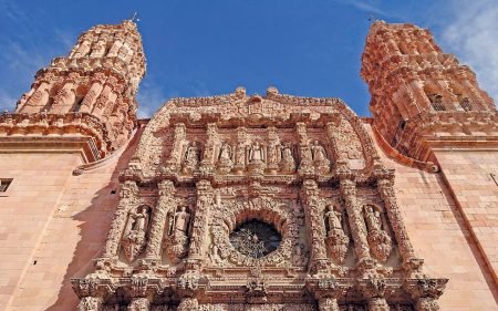 La Breve historia de la preciosísima Catedral Basílica de Zacatecas