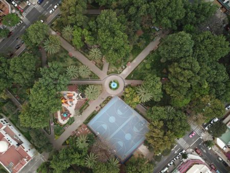 Un jardín de arte en la del Valle, el parque Tlacoquemécatl