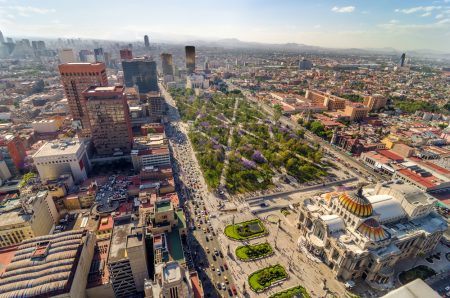 Sobre el solitario y desértico pasado de la Avenida Juárez