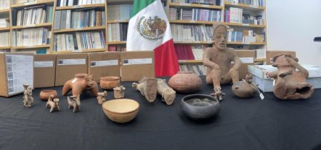 Instituto de Investigaciones de EU devuelve 60 piezas arqueológicas a México