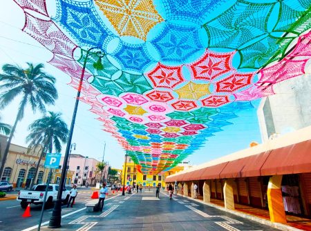 Cielo de Color: hermosas instalaciones aéreas creadas por mujeres indígenas