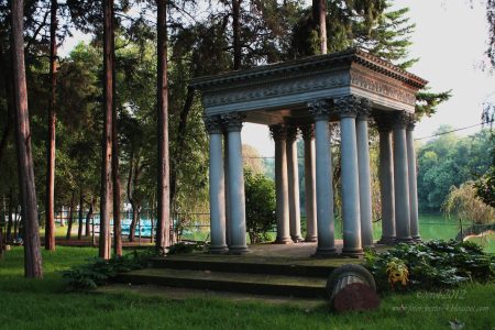 Tesoros escondidos: El solemne kiosco de la Casa del Lago