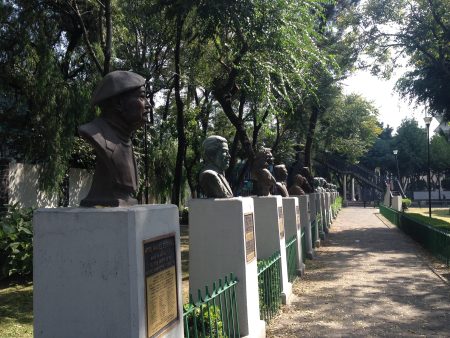 Los memorables personajes de la Plaza de los Compositores