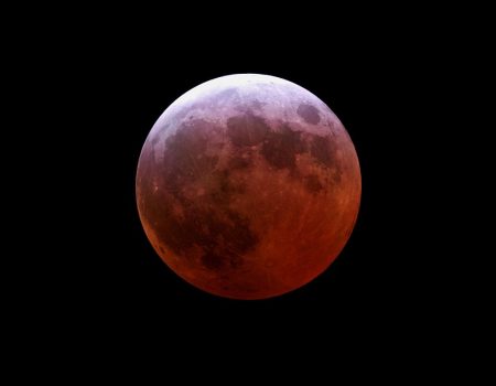 Prepárense para ser testigos de la poderosa Superluna Rosa