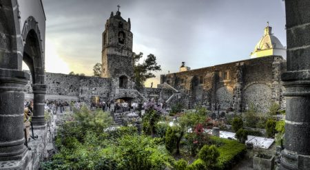 La inquietante belleza del Exconvento de San Andrés Apóstol de Míxquic