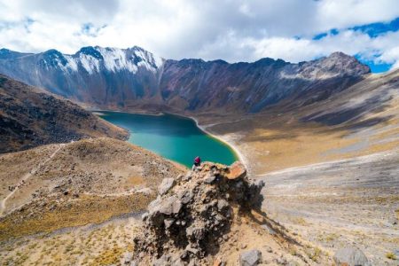 El INAH regresó piezas prehispánicas originales al Nevado de Toluca