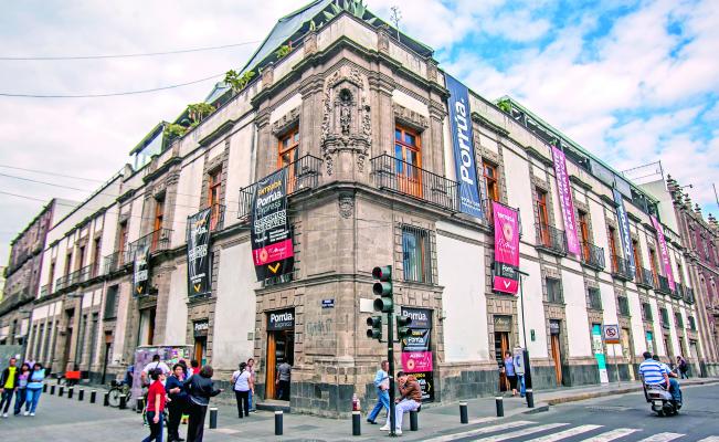 Un interesante paseo por la Calle República de Argentina