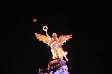 La luna más imponente de casi 50 años, se asomará en la CDMX