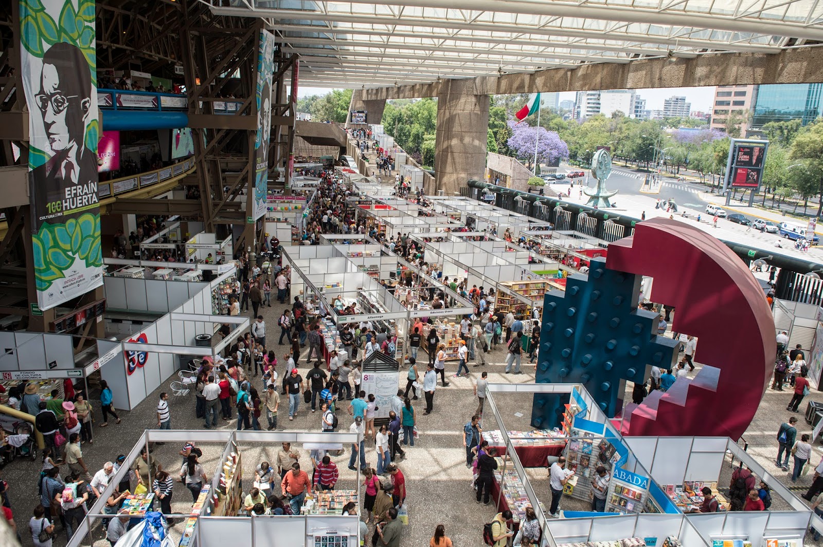 Regresa a la CDMX el gran Remate de Libros en el Auditorio Nacional