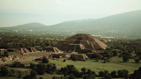 Esta exposición en CDMX narra 60 años de la exploración en Teotihuacán