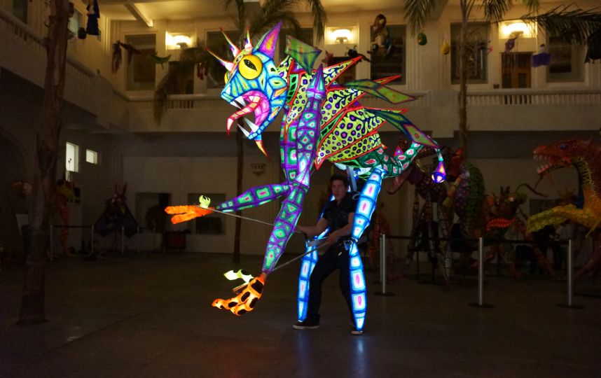 Los enigmáticos alebrijes iluminados del Museo de Arte Popular (VIDEO)