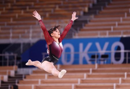 Gimnasta mexicana gana oro en la Copa Mundial de Gimnasia Artística de París