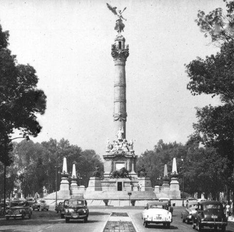 Ángel de la Independencia, 1910