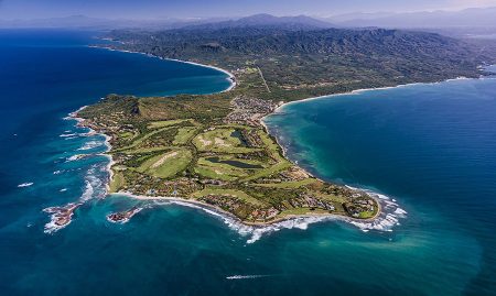 Bahía de Banderas, las playas mas bellas y hogar de las ballenas