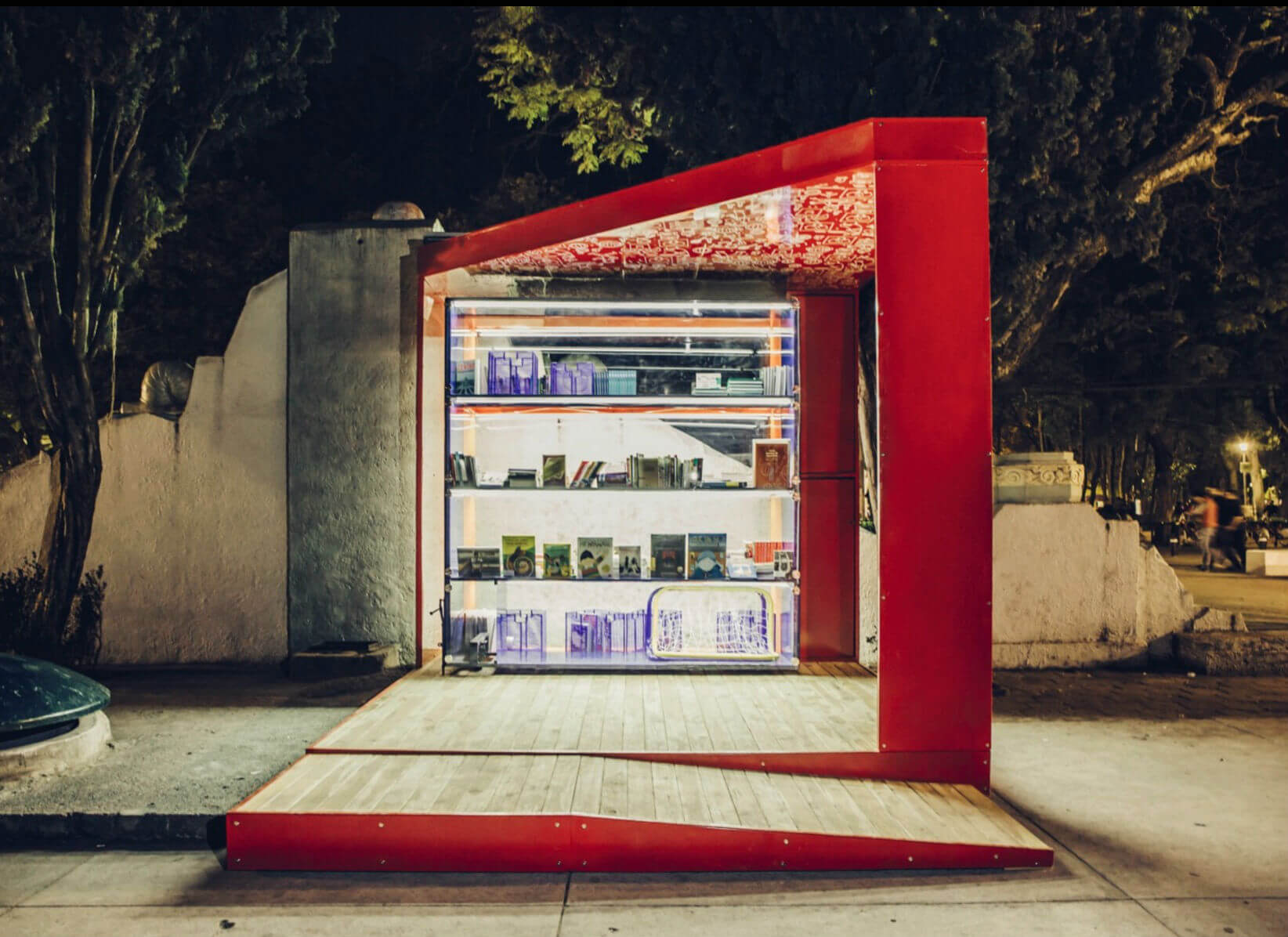 La biblioteca al aire libre que estará instalada todo el año en el Parque México