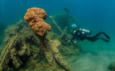 Explora las profundidades con estos barcos hundidos de México