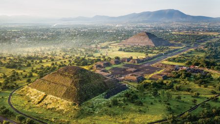 La fascinante similitud de las pirámides de Teotihuacán con otras del mundo