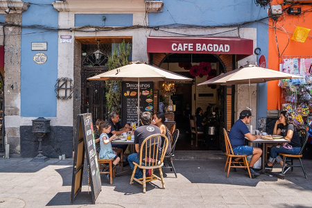 Café Bagdad, comida deliciosa en un ambiente rústico excepcional