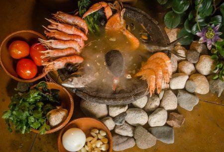 Caldo de Piedra, la historia y receta de un platillo ancestral