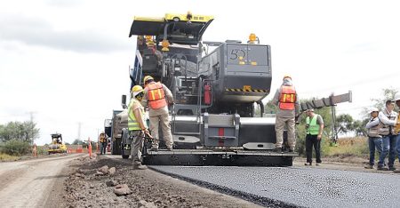 México: pionero en la creación de autopistas de plástico reciclado