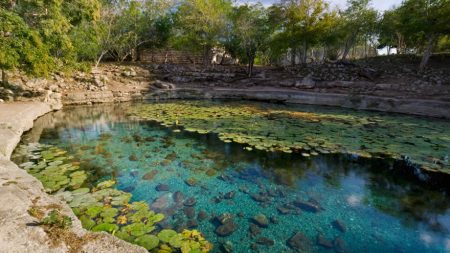 Cenote Xlacah, un balneario natural poco explorado que te dejará asombrado