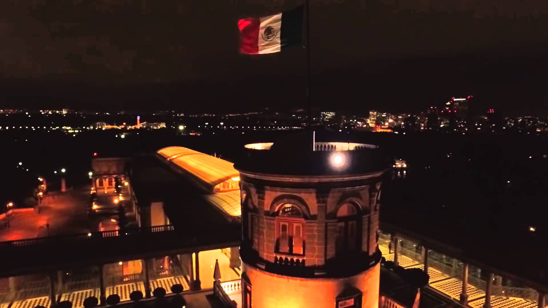 Leyendas nocturnas: En bicicleta por los lugares más escalofriantes en Chapultepec