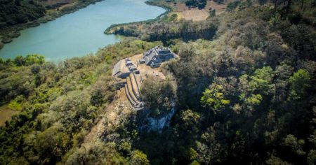 Conoce Chinkultic, la arqueología escondida en las Lagunas de Montebello (FOTOS)