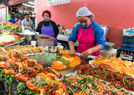 Guía de comida callejera que tus visitas tienen que probar en la CDMX