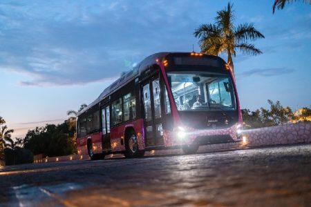 Ecobus Xcaret: el primer autobús de energía eléctrica armado en México