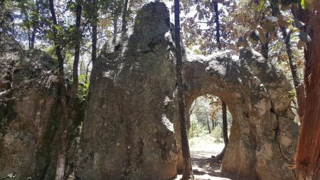 Centro Ecoturístico El Arquito, la puerta energética de la Huasca escondida en el bosque