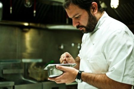 ¿Cómo abrir tu propio restaurante? Algunos consejos del chef Enrique Olvera