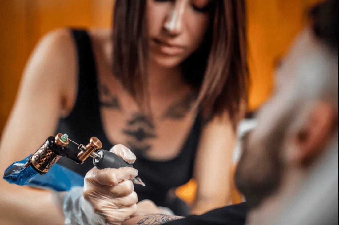 Abren en CDMX la primera Escuela Mexicana para Tatuadores para perfeccionar este arte