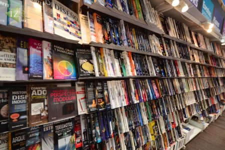 Feria Internacional del Libro en el Zócalo 2016: muestra de diversidad cultural y literaria