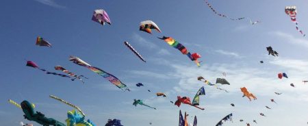 Cometas que dibujen el cielo: Festival del Papalote en Teotihuacán